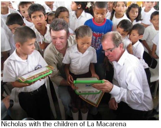 Negroponte_lamacarena